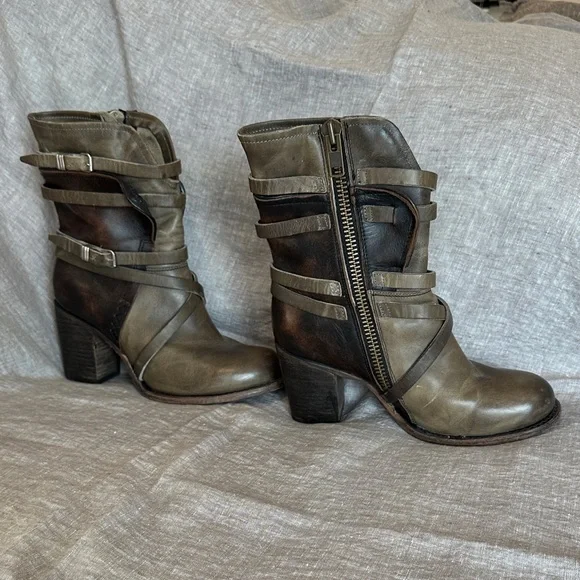 Freebird by Steven Gray and Brown Heeled Boots - Picture 1 of 10